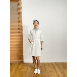 訂做翻領連身裙診所制服 個性設計修腰美容院制服 診所制服製衣廠 模特展示 BD-CN-22025